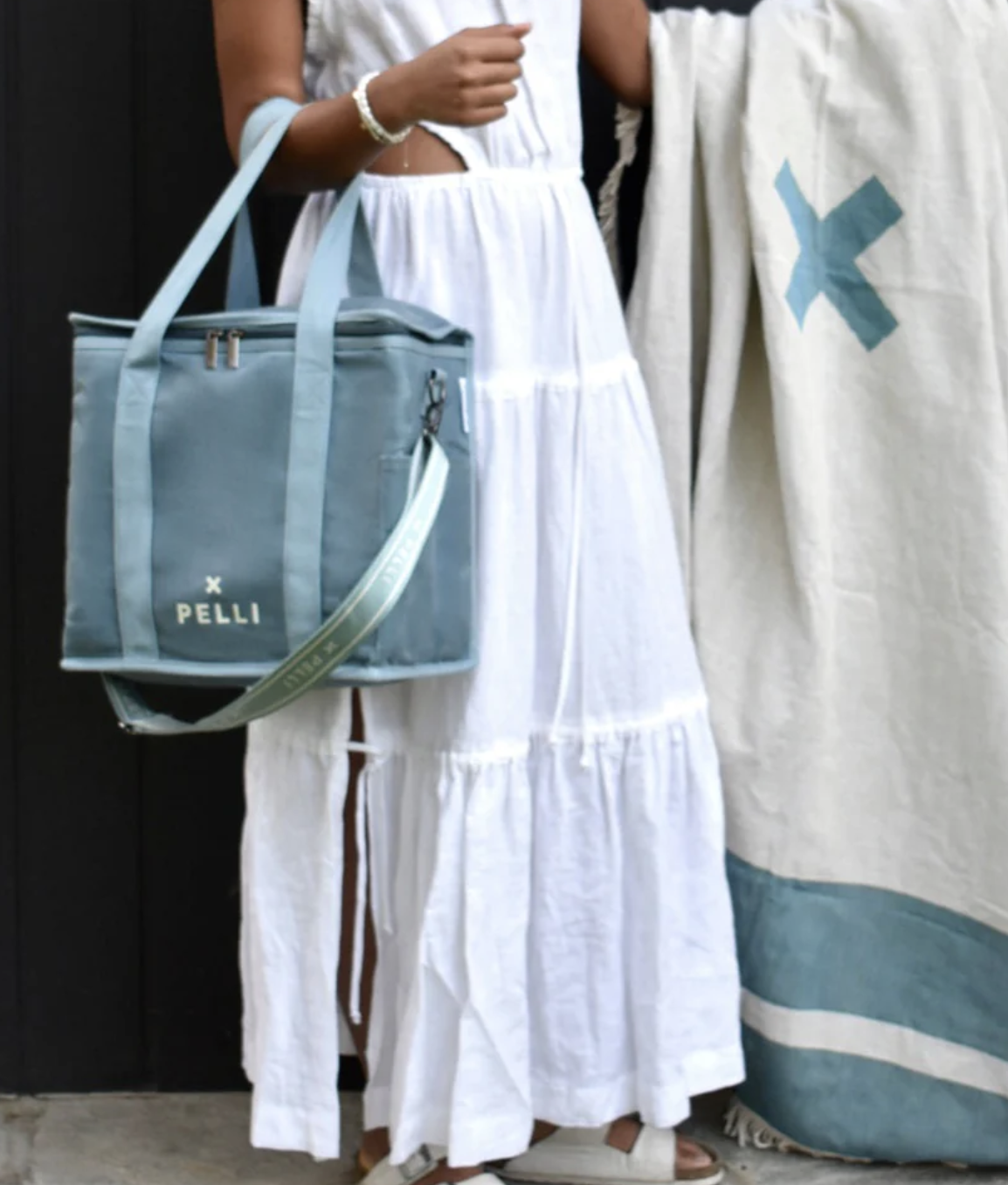 Canvas Medium Cooler Bag with Shoulder Strap