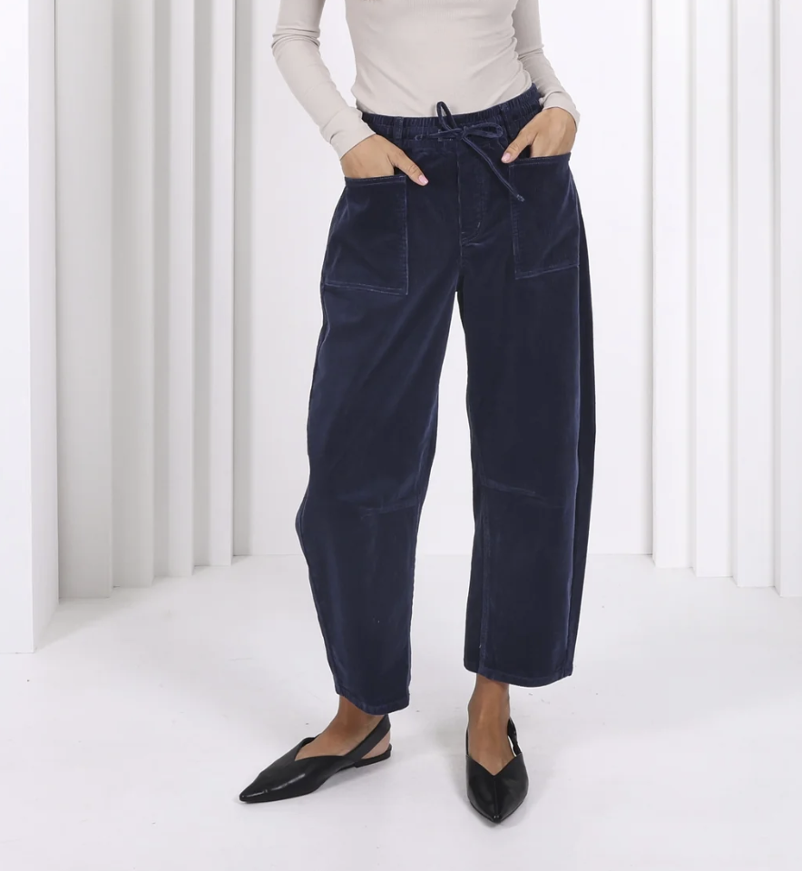 barrel jeans