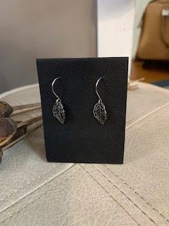Leafy earrings