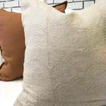 Waves Cushion