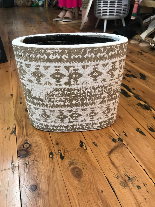 White Oval Crackled Pot