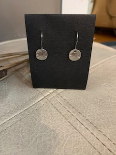 Disc earrings