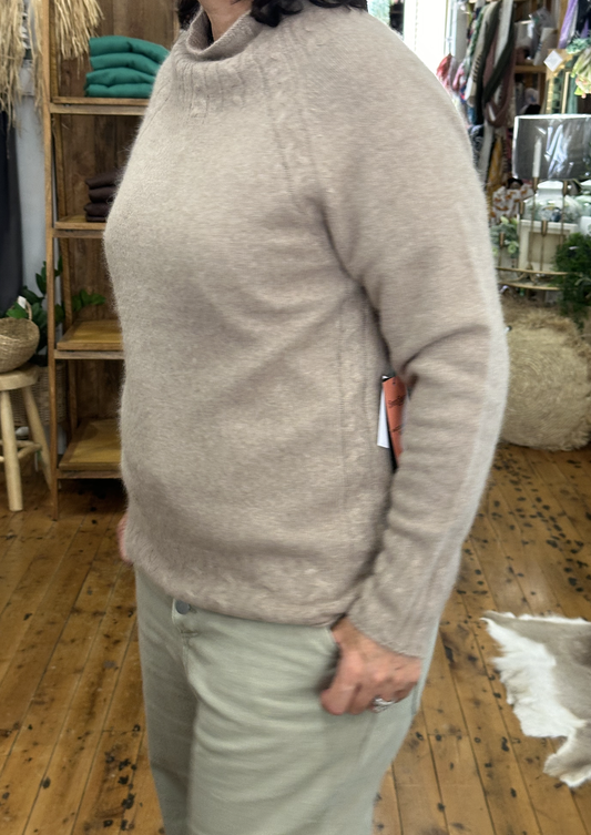 Oat Cable Pullover