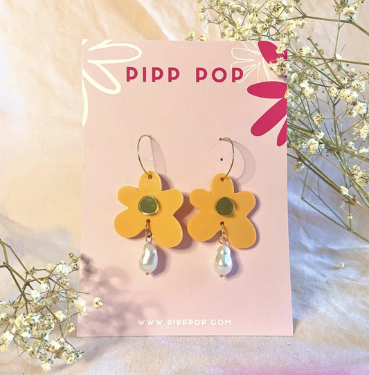 Petal Pearl Hoops