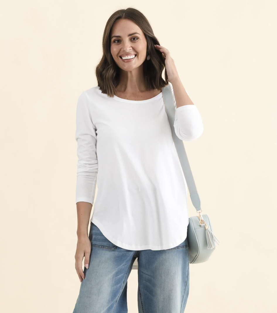 scoop hem lon sleeve tee