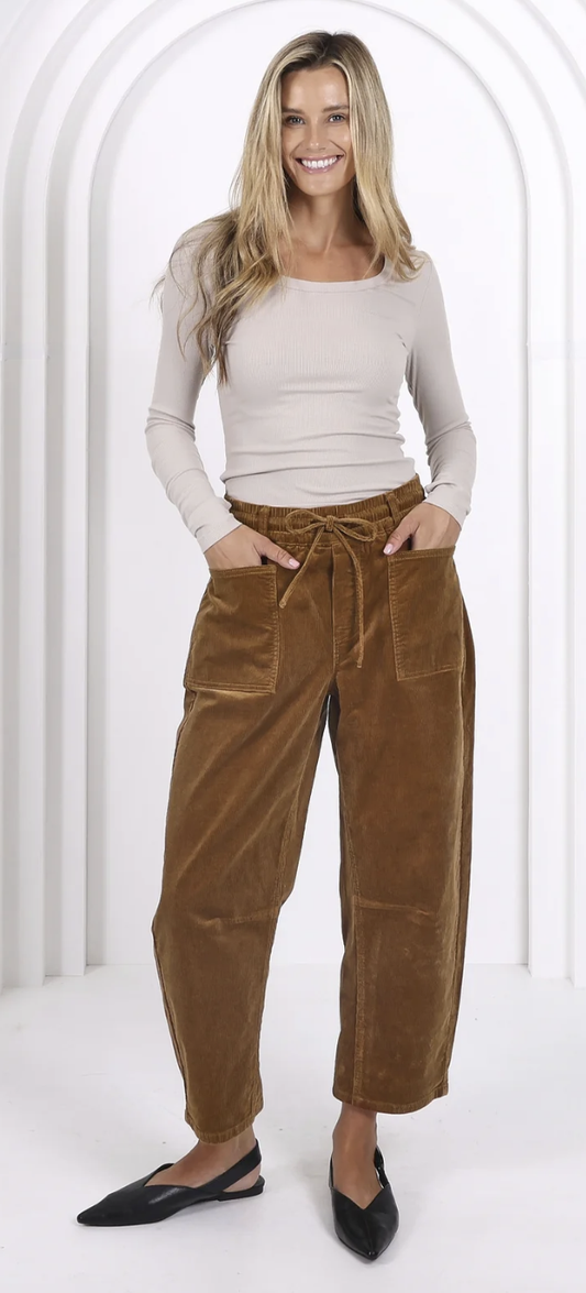 Leo Corduroy Barrel Jean