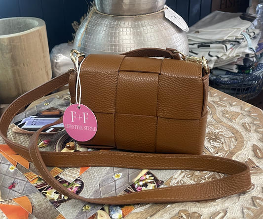 Mit Crossbody Bag
