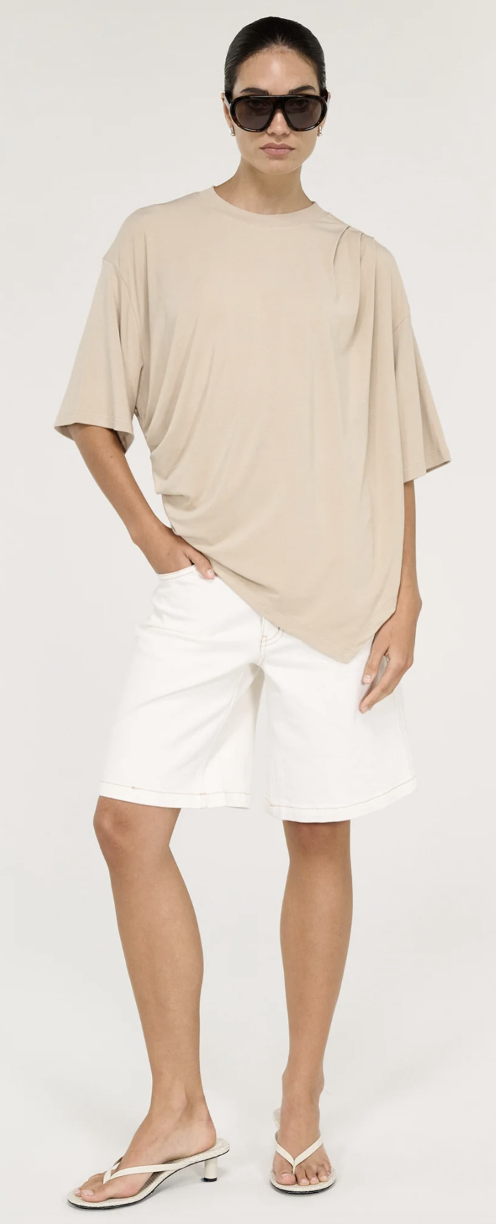 Zelle Tee