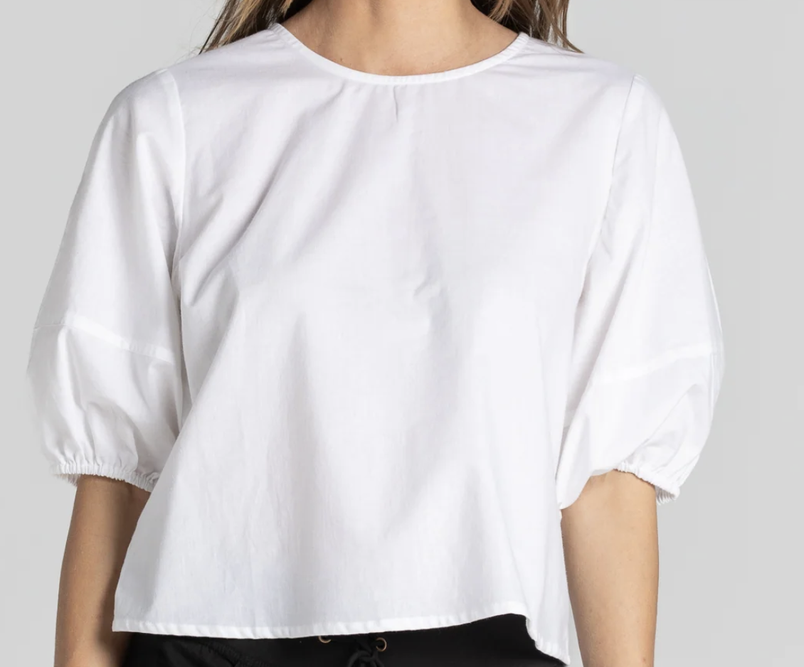 ava top basic white