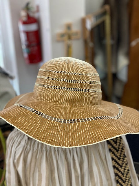 Wide Brim Woven Caramel hat