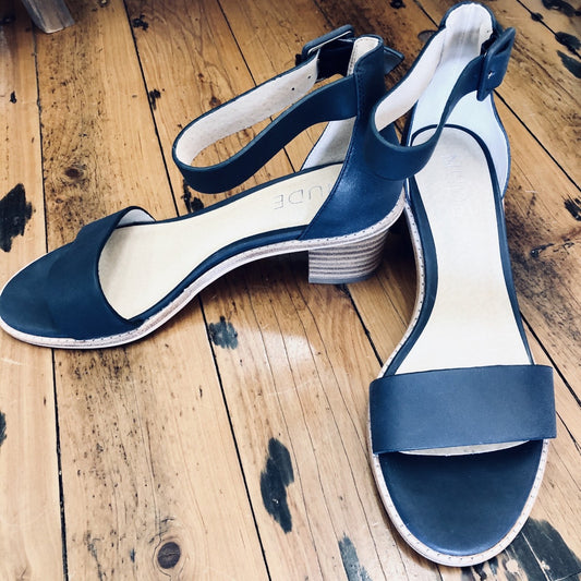 Navy heeled sandal